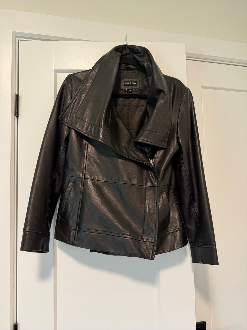 Vintage Womens Black Leather Jacket